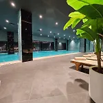 Grand Sapphire Casino 12 *