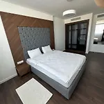 Grand Sapphire Casino 12 Apartment *