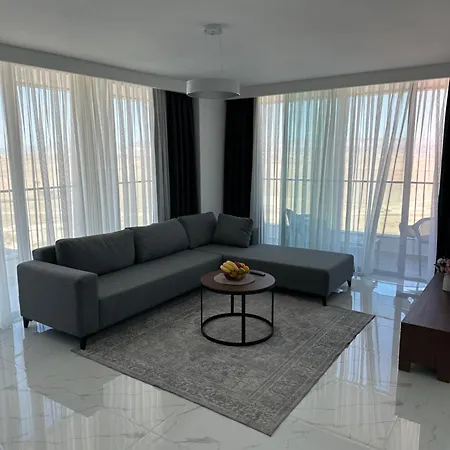 Grand Sapphire Casino 12 *