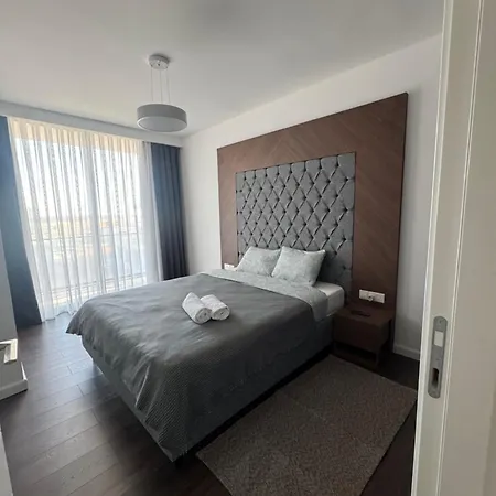 Grand Sapphire Casino 12 Apartment