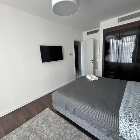 Grand Sapphire Casino 12 Apartment *