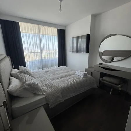 Grand Sapphire Casino 12 Apartment *