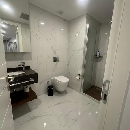 Grand Sapphire Casino 12 *