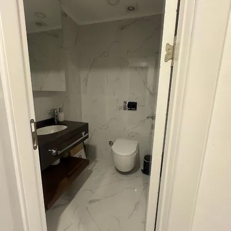 Grand Sapphire Casino 12 *