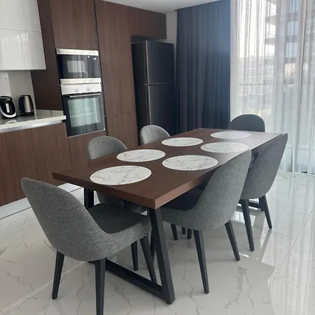 Grand Sapphire Casino 12 Apartment *