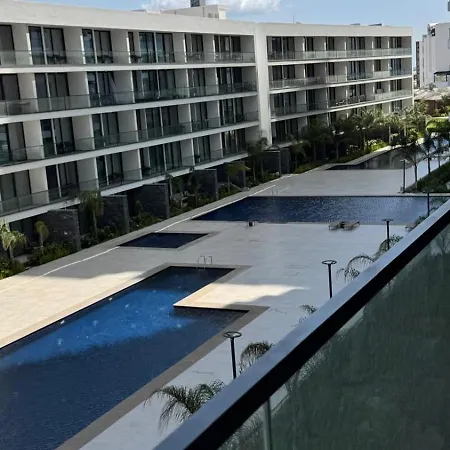Grand Sapphire Casino 12 Apartment