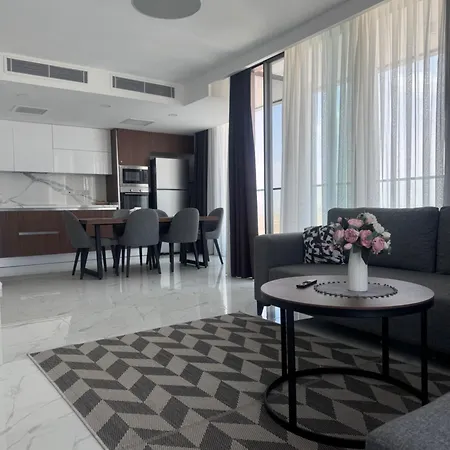 Grand Sapphire Casino 12 Apartment
