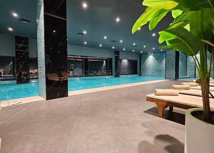 Grand Sapphire Casino 12 *